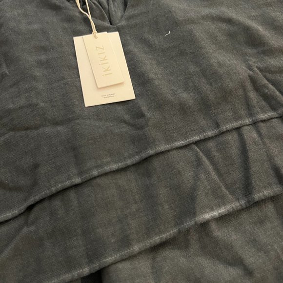 IKIKIZ Black tank blouse - Picture 8 of 12